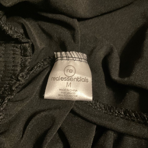 Bundle of 4 Real Essentials shorts - Picture 8 of 8